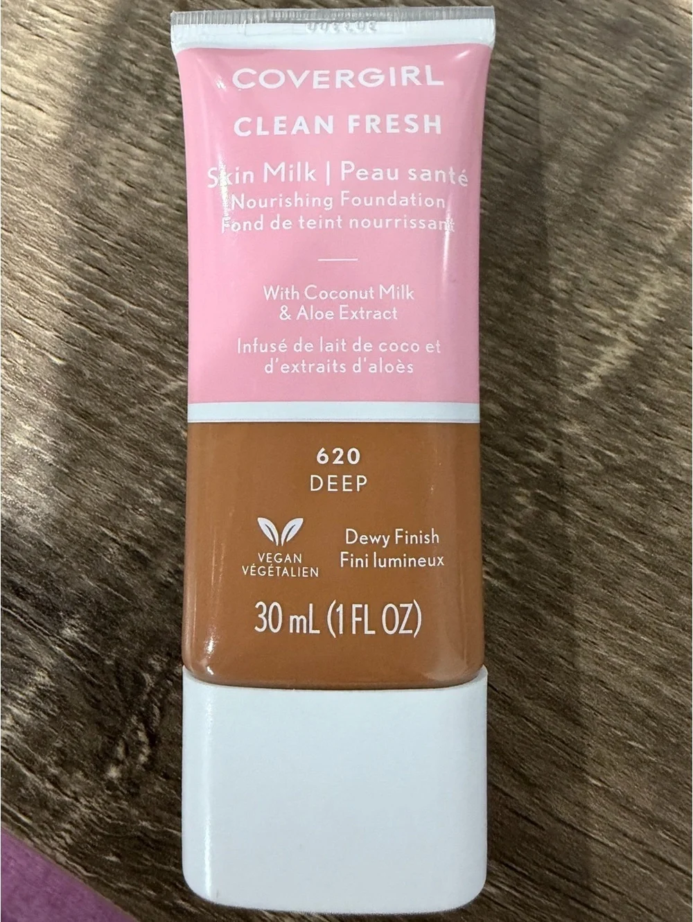 Covergirl Clean Fresh Skin Milk Foundation in 620 Deep 1 oz NEW